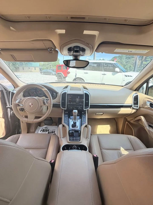 2011 Porsche 958 Cayenne - Image 15 of 20