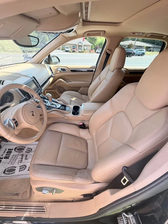 2011 Porsche 958 Cayenne - Image 9 of 20
