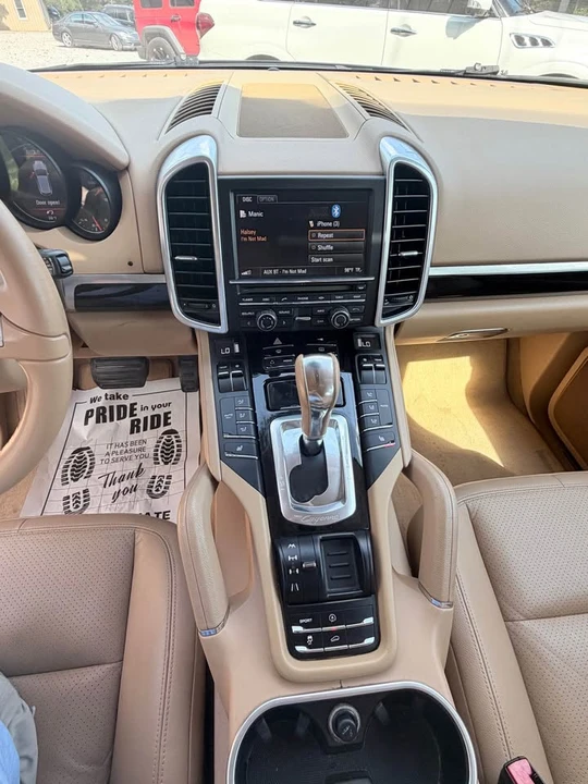 2011 Porsche 958 Cayenne - Image 11 of 20