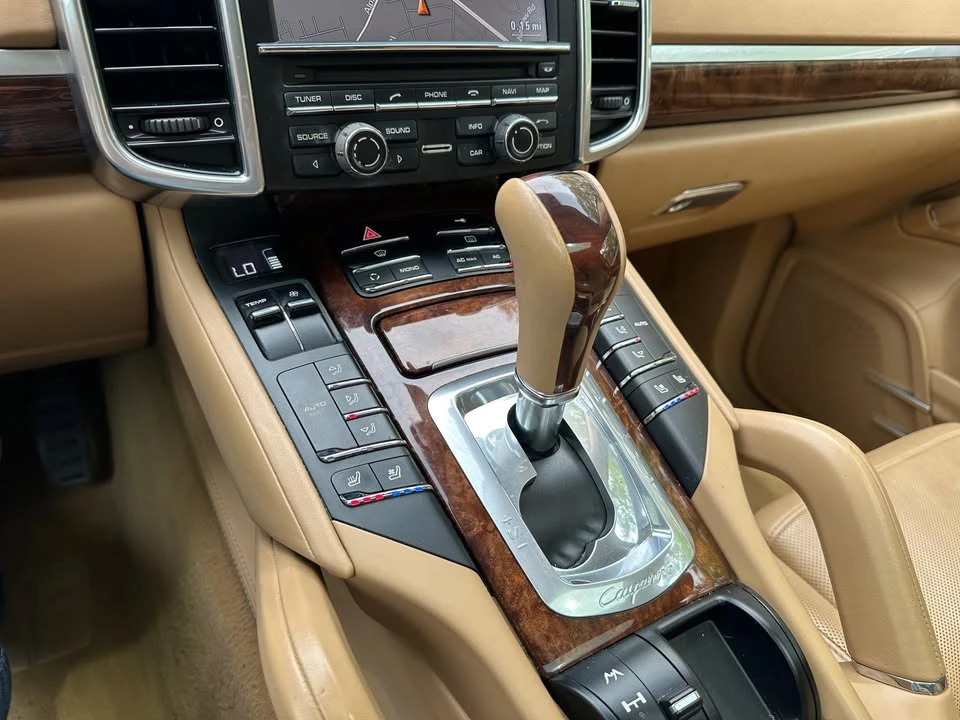 2011 Porsche 958 Cayenne - Image 17 of 20