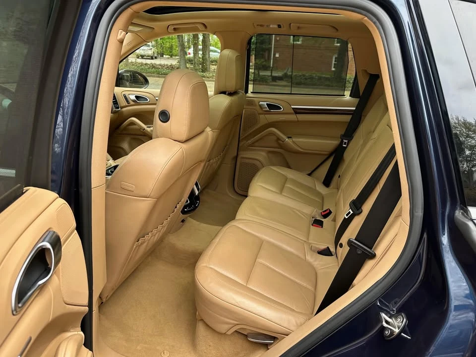 2011 Porsche 958 Cayenne - Image 14 of 20