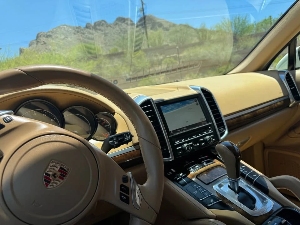 2011 Porsche 958 Cayenne - Image 3 of 4