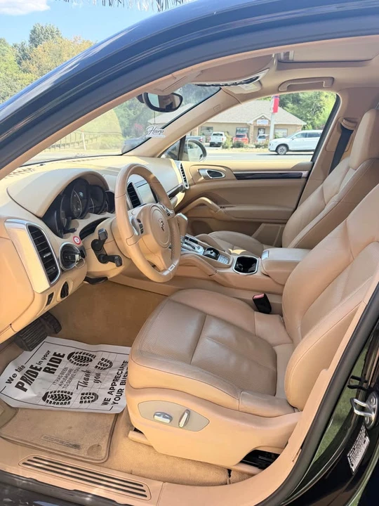 2011 Porsche 958 Cayenne - Image 11 of 20