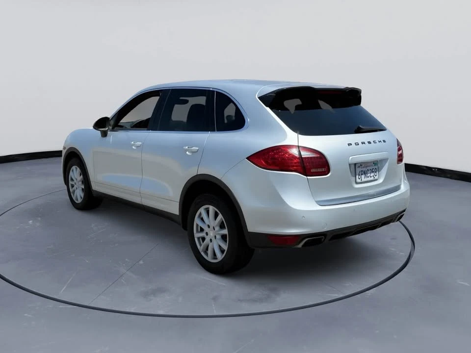 2011 Porsche 958 Cayenne - Image 7 of 8