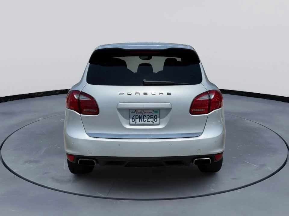 2011 Porsche 958 Cayenne - Image 8 of 8