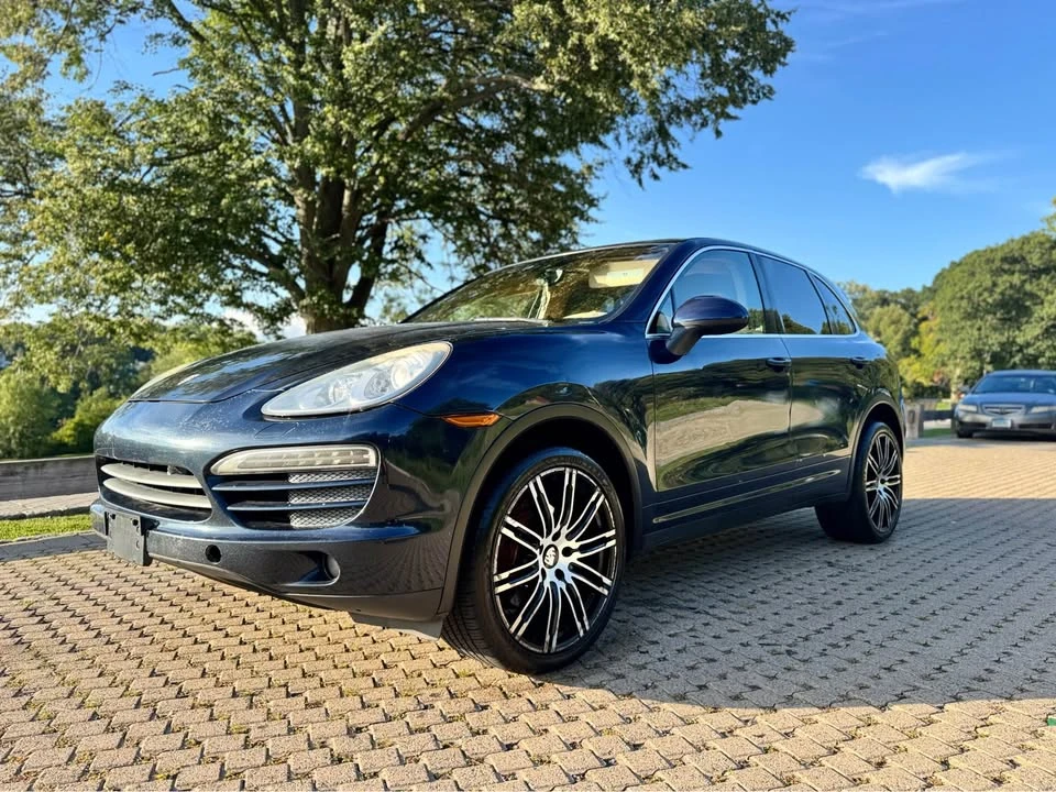 2011 Porsche 958 Cayenne - Image 15 of 17