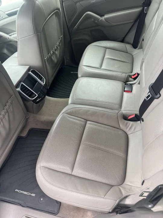 2011 Porsche 958 Cayenne - Image 7 of 11