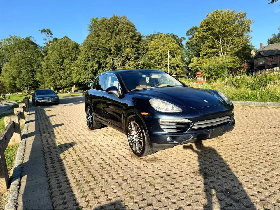 2011 Porsche 958 Cayenne - Image 3 of 11