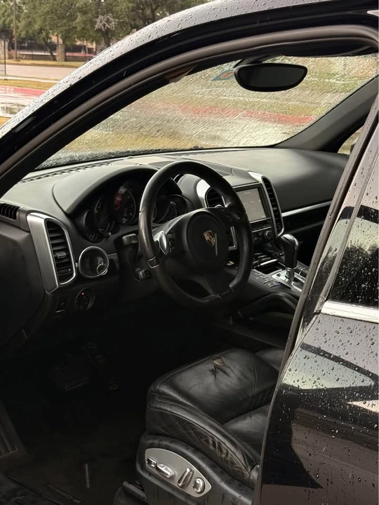 2011 Porsche 958 Cayenne - Image 7 of 12
