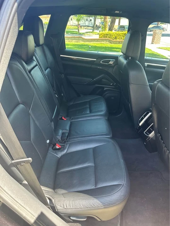 2011 Porsche 958 Cayenne - Image 7 of 9
