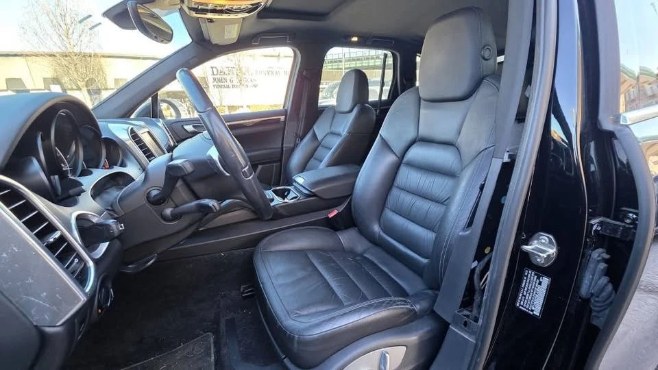 2011 Porsche 958 Cayenne - Image 10 of 13