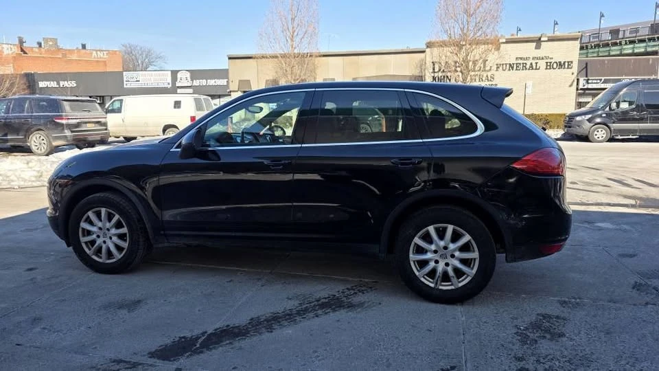 2011 Porsche 958 Cayenne - Image 6 of 13
