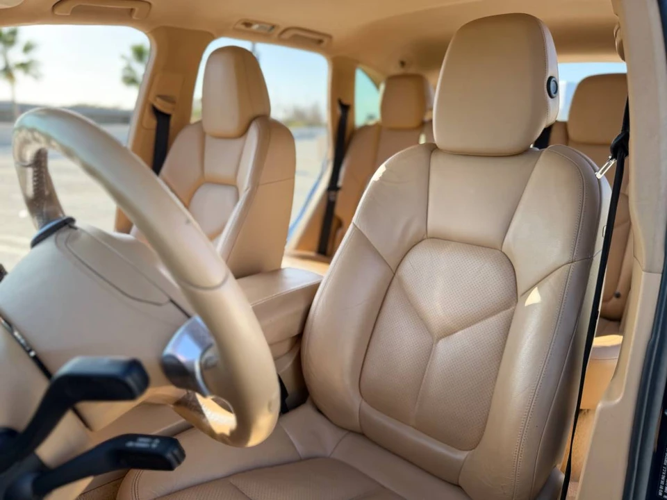 2011 Porsche 958 Cayenne - Image 9 of 20