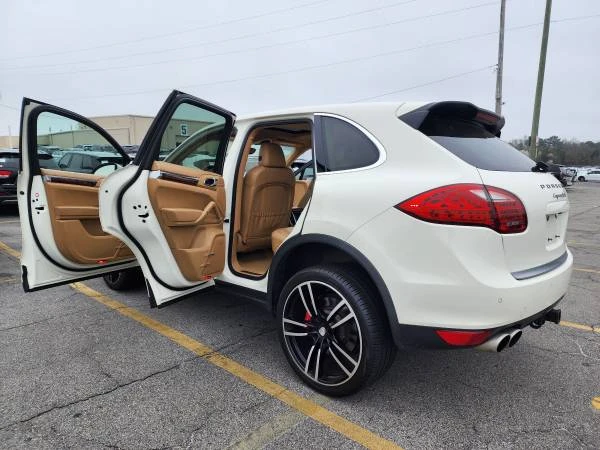 2011 Porsche 958 Cayenne Turbo - Image 4 of 21