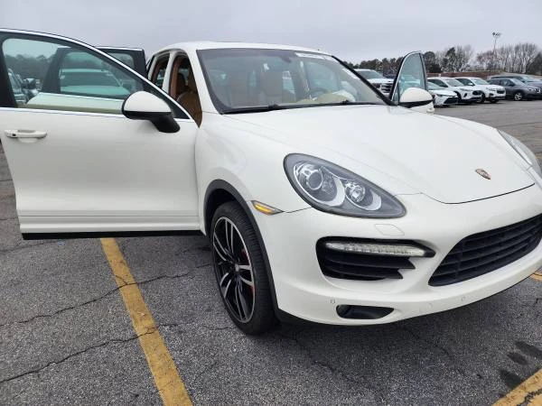 2011 Porsche 958 Cayenne Turbo - Image 12 of 21