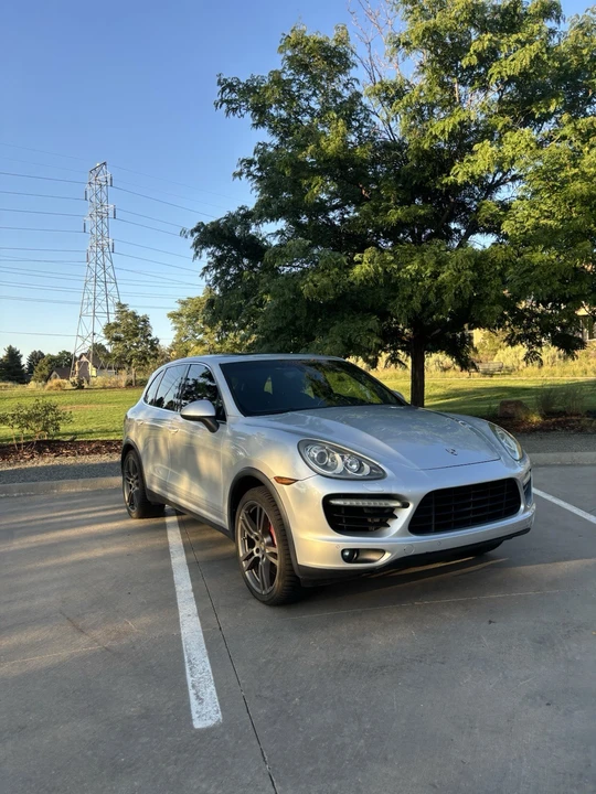 2011 Porsche 958 Cayenne Turbo - Image 2 of 19