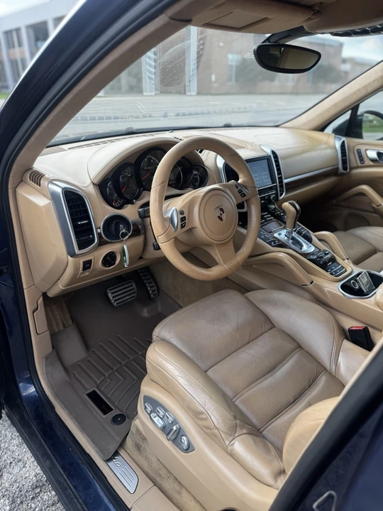 2011 Porsche 958 Cayenne Turbo - Image 9 of 24