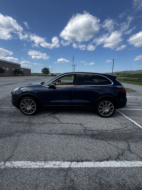 2011 Porsche 958 Cayenne Turbo - Image 23 of 24