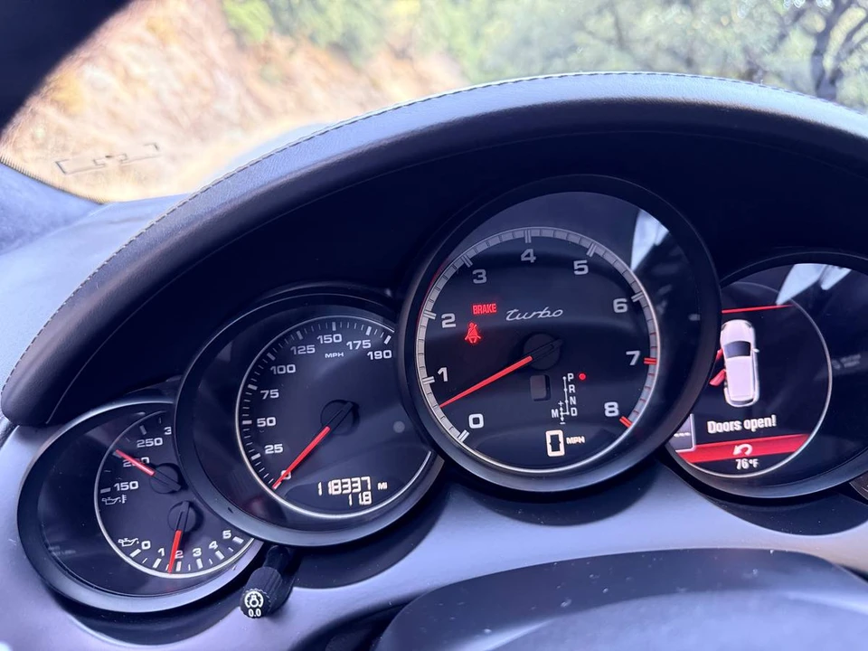 2011 Porsche 958 Cayenne Turbo - Image 18 of 24