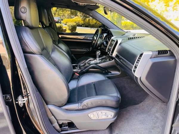 2011 Porsche 958 Cayenne Turbo - Image 17 of 19