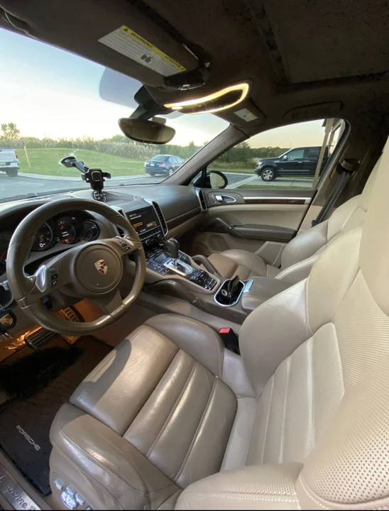 2011 Porsche 958 Cayenne Turbo - Image 9 of 27