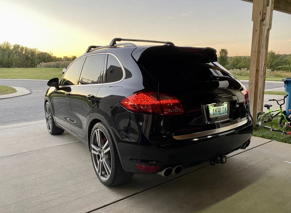 2011 Porsche 958 Cayenne Turbo - Image 16 of 27