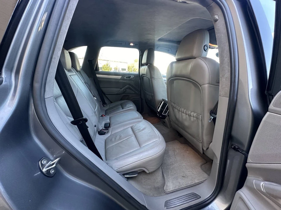 2011 Porsche 958 Cayenne Turbo - Image 11 of 18
