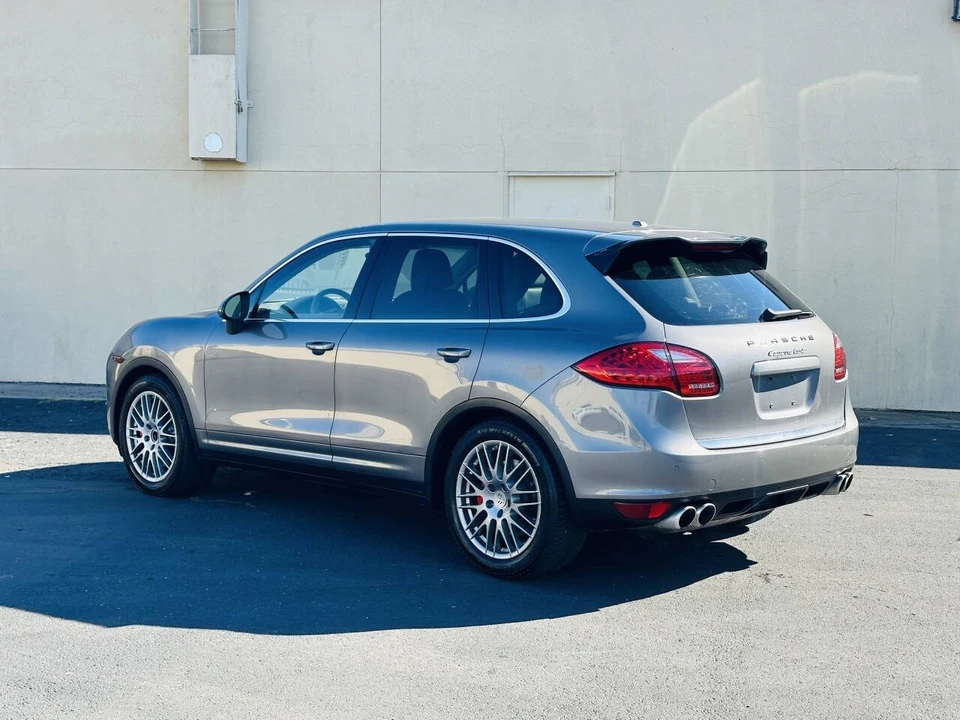 2011 Porsche 958 Cayenne Turbo - Image 5 of 18