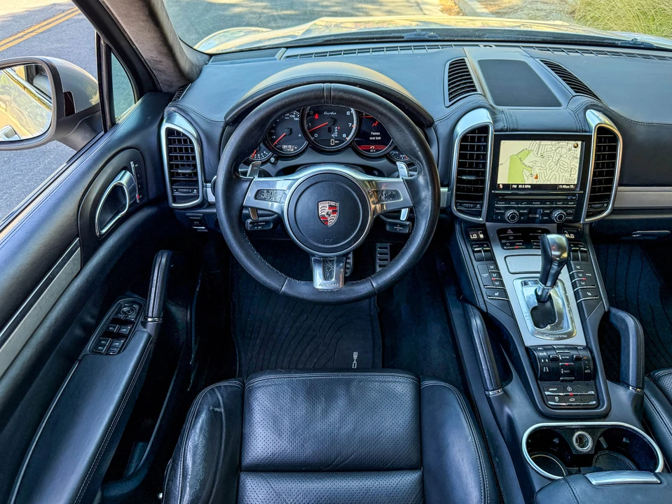 2011 Porsche 958 Cayenne Turbo - Image 29 of 31