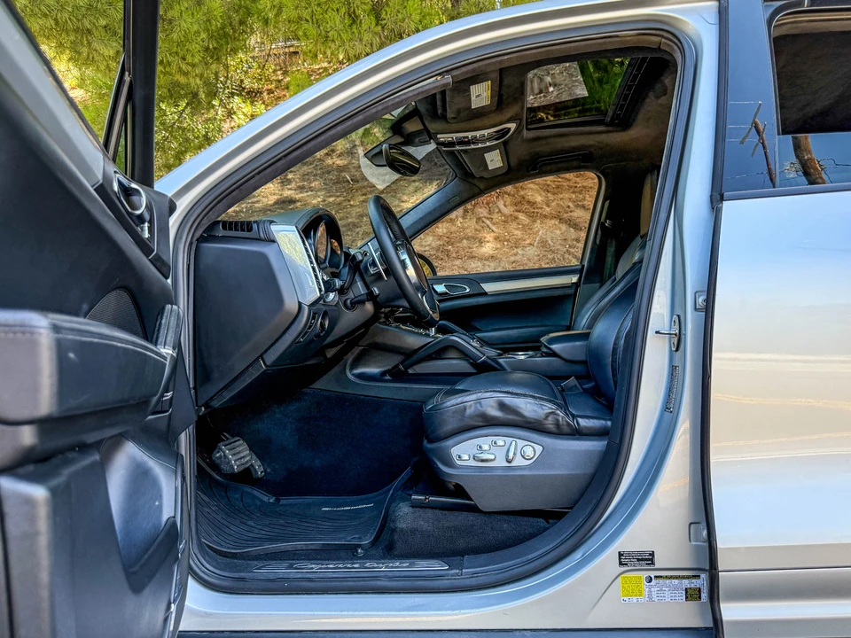 2011 Porsche 958 Cayenne Turbo - Image 23 of 31