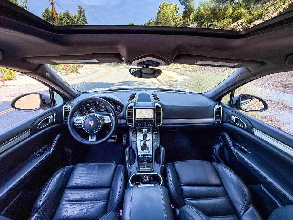 2011 Porsche 958 Cayenne Turbo - Image 7 of 31