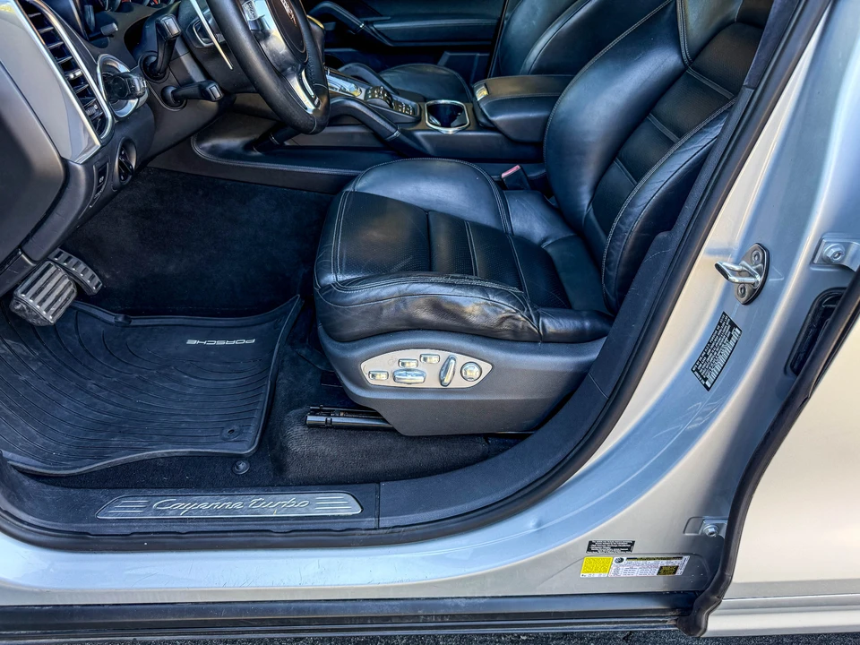 2011 Porsche 958 Cayenne Turbo - Image 24 of 31