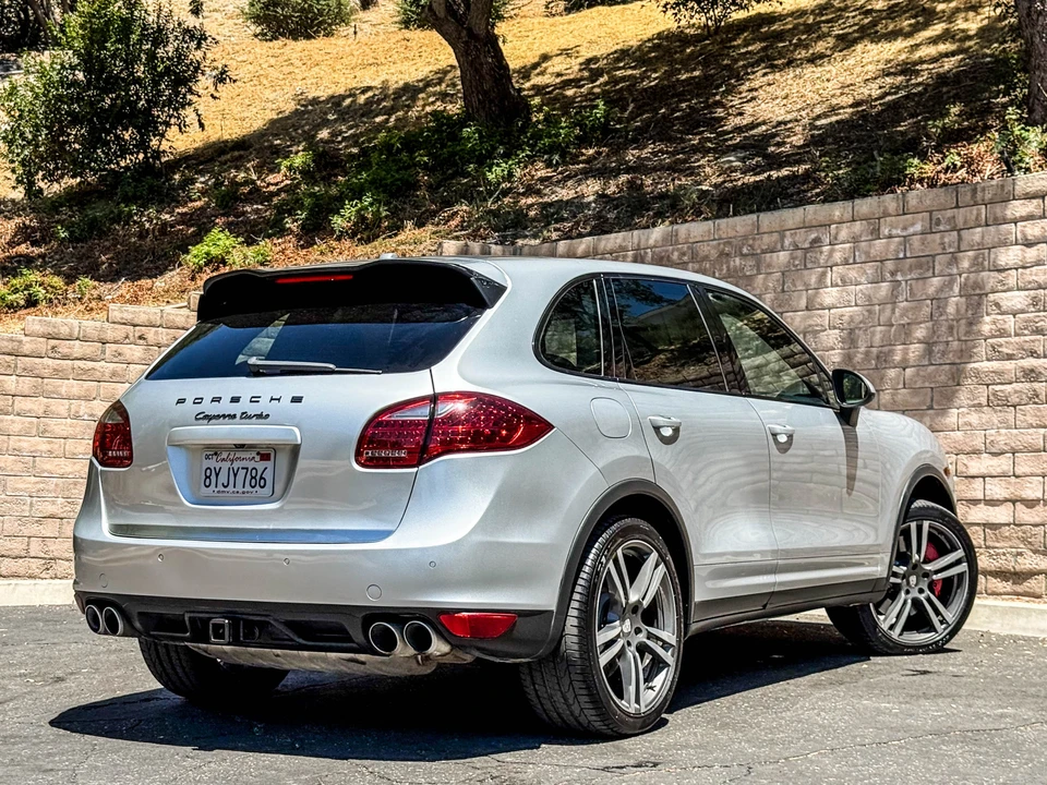 2011 Porsche 958 Cayenne Turbo - Image 19 of 31