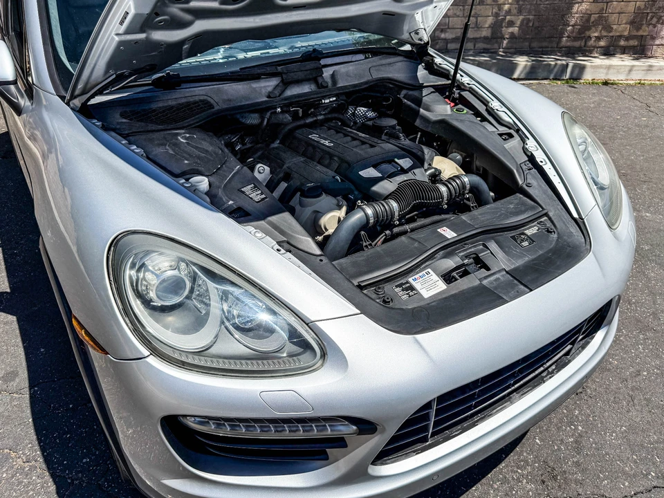 2011 Porsche 958 Cayenne Turbo - Image 12 of 31