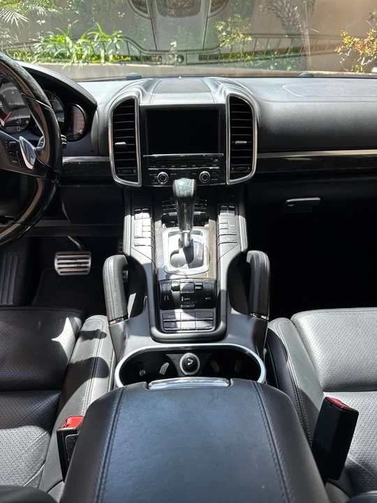 2011 Porsche 958 Cayenne Turbo - Image 13 of 24