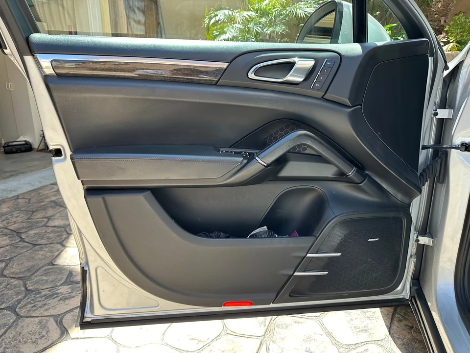 2011 Porsche 958 Cayenne Turbo - Image 22 of 24