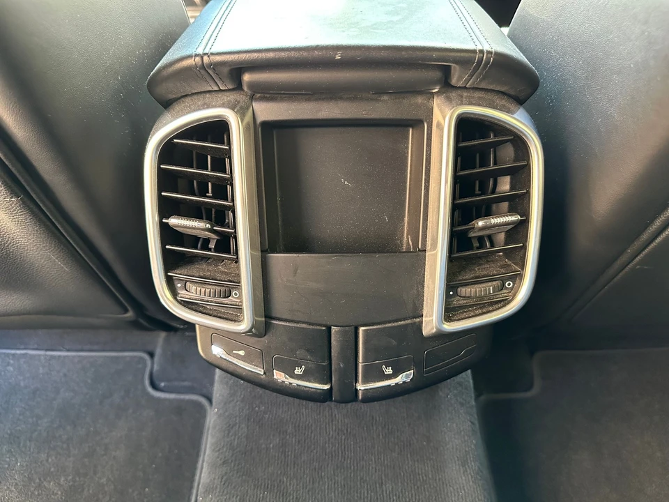 2011 Porsche 958 Cayenne Turbo - Image 23 of 24
