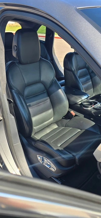 2011 Porsche 958 Cayenne Turbo - Image 16 of 31