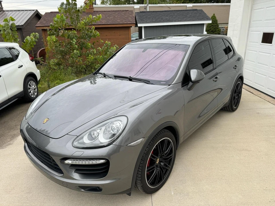 2011 Porsche 958 Cayenne Turbo - Image 9 of 31