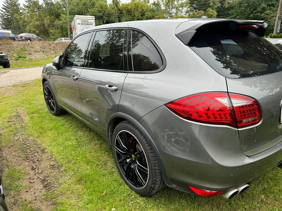 2011 Porsche 958 Cayenne Turbo - Image 14 of 29