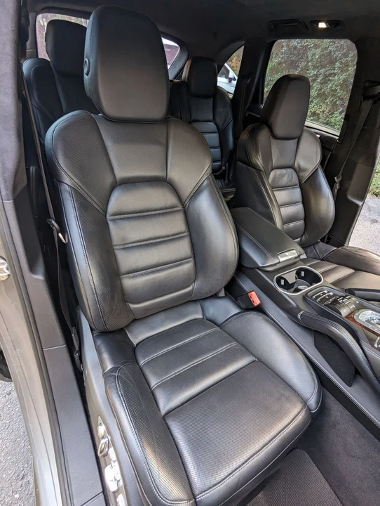 2011 Porsche 958 Cayenne Turbo - Image 20 of 31