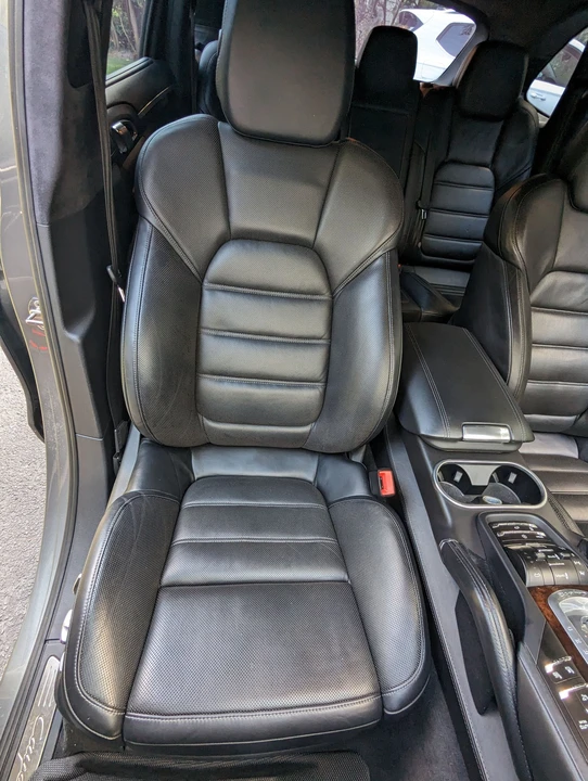 2011 Porsche 958 Cayenne Turbo - Image 27 of 29