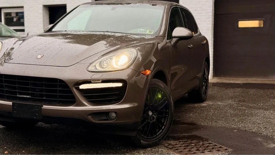 2011 Porsche 958 Cayenne Turbo S - Image 3 of 19