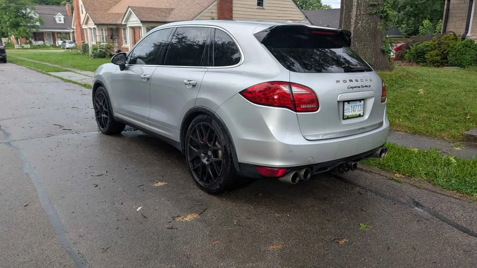 2011 Porsche 958 Cayenne Turbo - Image 3 of 9