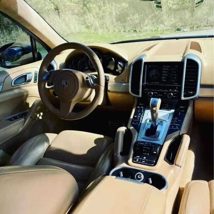 2011 Porsche 958 Cayenne Turbo - Image 9 of 9