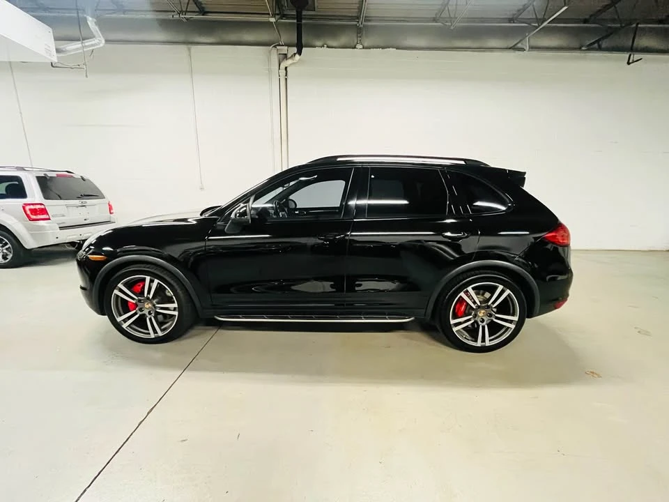 2011 Porsche 958 Cayenne Turbo - Image 4 of 16