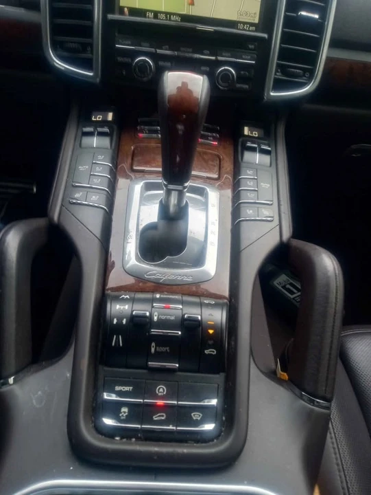 2011 Porsche 958 Cayenne Turbo - Image 9 of 20