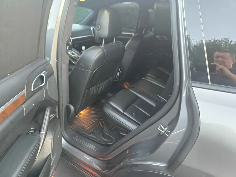 2011 Porsche 958 Cayenne Turbo - Image 14 of 18