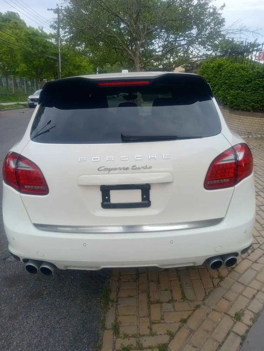 2011 Porsche 958 Cayenne Turbo - Image 4 of 20