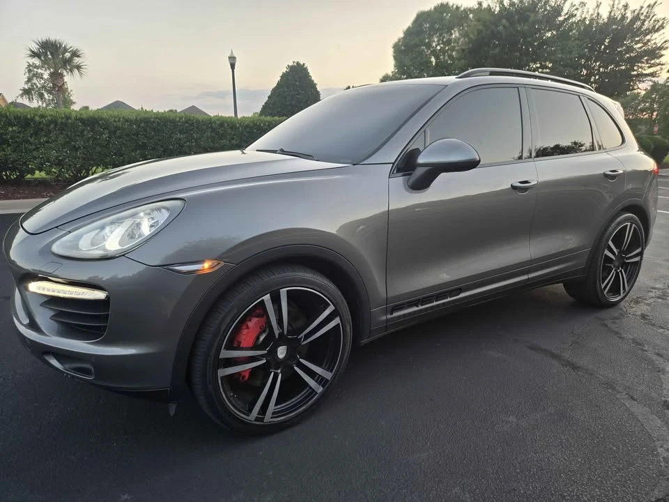 2011 Porsche 958 Cayenne Turbo - Image 2 of 18